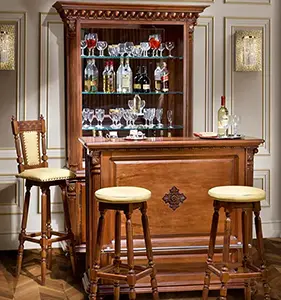 Витрина барная "Венеция Люкс" Орех 331  купить в интернет магазине Мебель из массива. Звоните +7 495 961-63-63 Гостиные